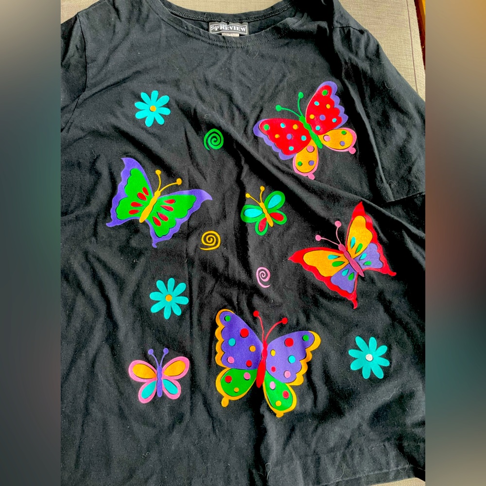 🦋🦋🦋🦋VINTAGE OVERSIZED T SHIRT